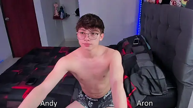 Snapshot of andybxby chatting on October 2025 04:42:02 PM andybxby online show from October 2025 04:42:02 PM