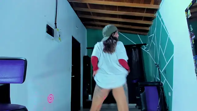 Snapshot of ink_demonxxx chatting on March 2025 09:22:01 PM ink demonxxx online show from March 2025 09:22:01 PM