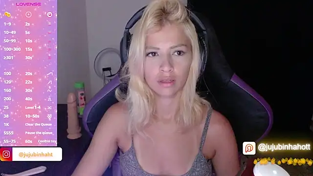 jujubinhahot online show from November 2025 07:23:02 AM