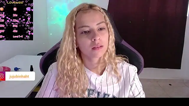 jujubinhahot online show from March 2025 08:21:01 PM