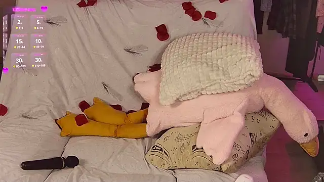 cutenessa online show from February 2025 11:25:02 PM