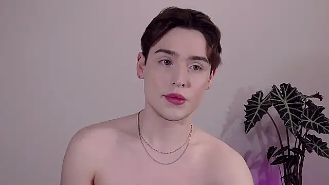 RobbyCharming online show from May 2026 06:28:01 AM