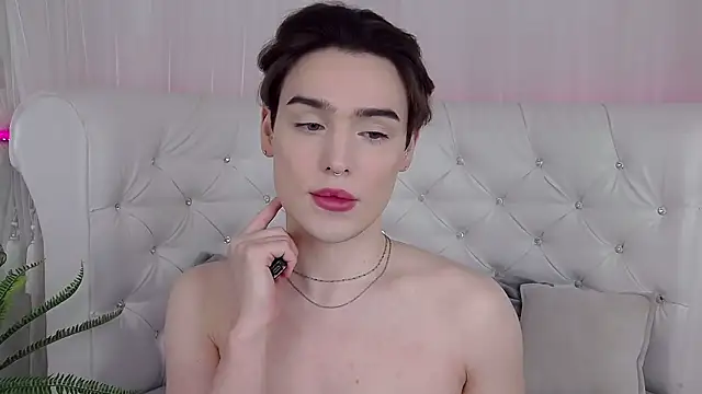 RobbyCharming online show from April 2026 04:43:02 AM