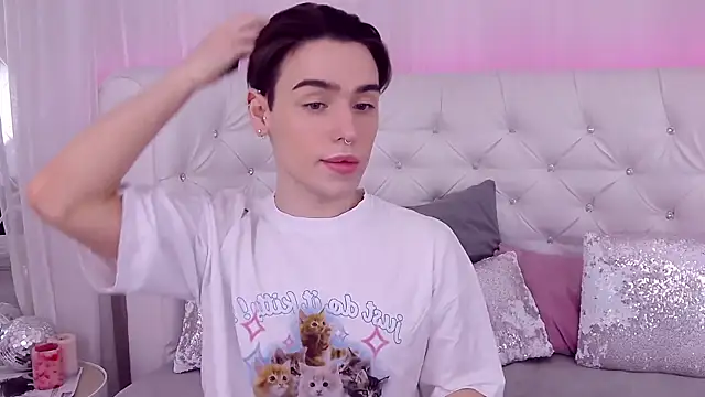 RobbyCharming online show from March 2025 07:41:02 PM