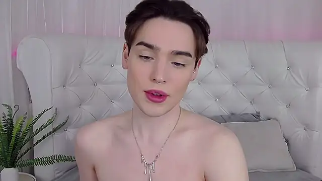 RobbyCharming online show from April 2026 04:41:01 AM