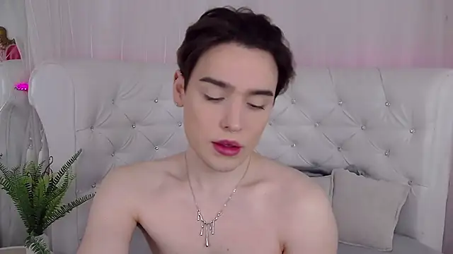 RobbyCharming online show from April 2026 04:48:01 AM