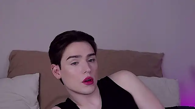 Snapshot of RobbyCharming chatting on June 2026 07:47:01 AM RobbyCharming online show from June 2026 07:47:01 AM
