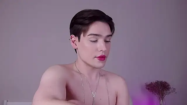 Snapshot of RobbyCharming chatting on June 2026 12:22:01 PM RobbyCharming online show from June 2026 12:22:01 PM