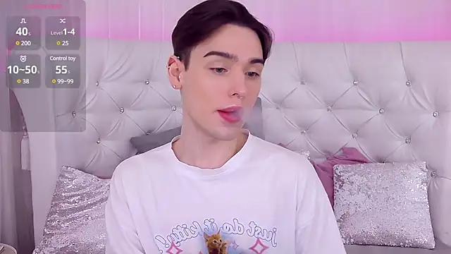 RobbyCharming online show from March 2025 01:34:02 AM