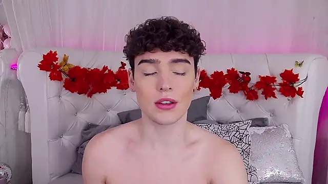 Snapshot of RobbyCharming chatting on October 2025 03:47:01 AM RobbyCharming online show from October 2025 03:47:01 AM