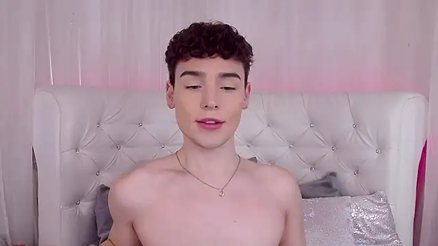 RobbyCharming online show from September 2025 03:57:01 AM