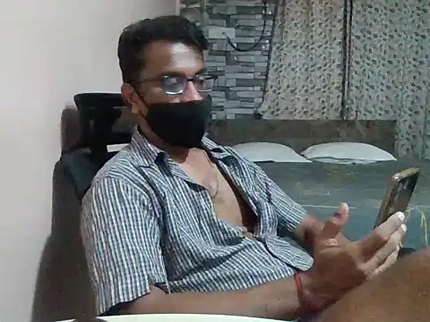 sexx4 online show from April 2026 09:15:01 PM