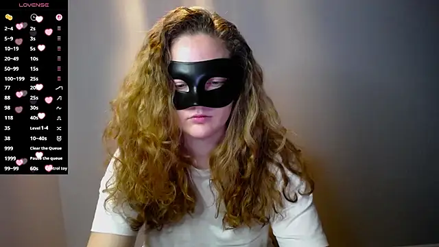BubbbleGumm online show from April 2026 07:18:01 PM