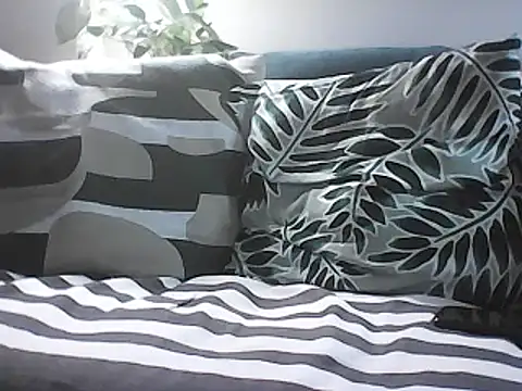 Snapshot of Malcomvs97 chatting on March 2025 12:07:01 AM Malcomvs97 online show from March 2025 12:07:01 AM