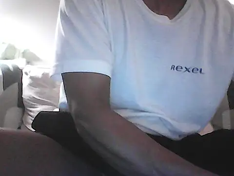 Malcomvs97 online show from June 2026 12:00:02 AM