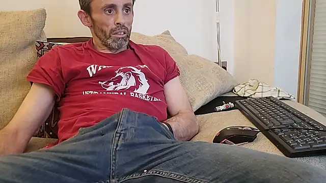 uk-bobbie-uk online show from October 2025 02:57:02 AM