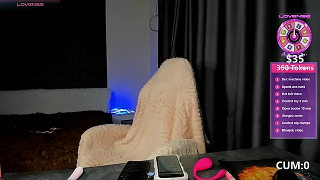 ariel aspen online show from February 2026 09:59:02 PM