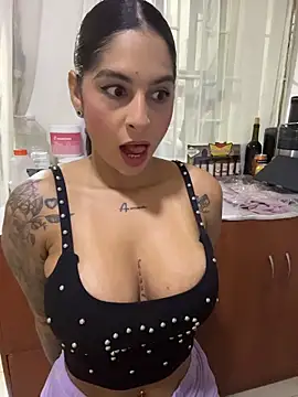 Snapshot of charlotte_stevenss_ chatting on February 2026 01:45:02 PM charlotte stevenss online show from February 2026 01:45:02 PM