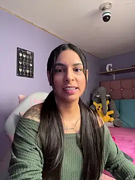 Snapshot of charlotte_stevenss_ chatting on September 2025 02:39:02 PM charlotte stevenss online show from September 2025 02:39:02 PM