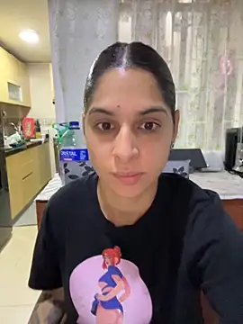 charlotte stevenss  online show from October 2025 03:00:01 PM