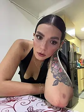 charlotte stevenss  online show from December 2025 01:11:01 AM