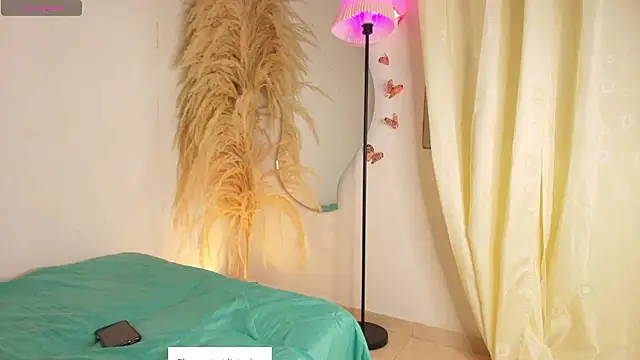 NatashaEgnath online show from February 2026 12:46:02 AM