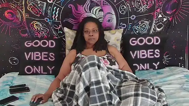 RenaeCumsAlot69 online show from February 2026 06:46:01 PM