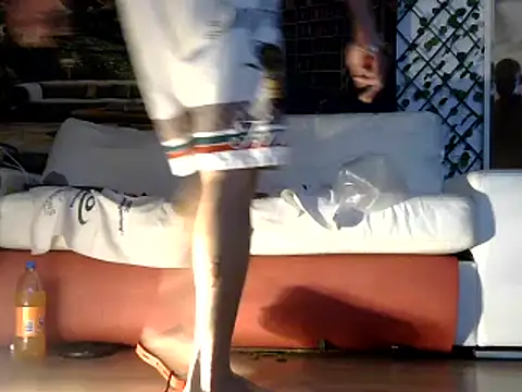 Snapshot of OSIRlS chatting on February 2025 04:05:02 PM OSIRlS online show from February 2025 04:05:02 PM