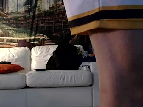 Snapshot of OSIRlS chatting on February 2025 04:11:01 PM OSIRlS online show from February 2025 04:11:01 PM