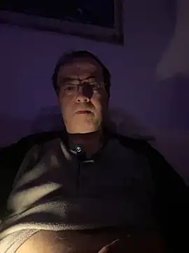 Maxi7hot online show from February 2026 11:22:01 PM