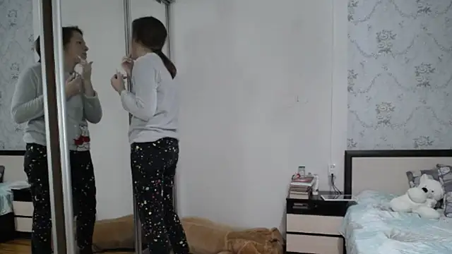 Popppka online show from December 2025 07:08:01 PM