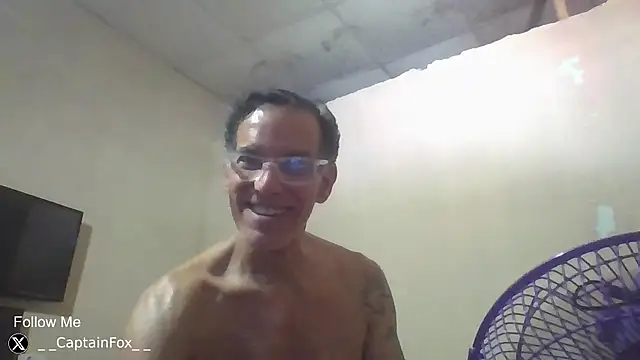CaptainFox online show from August 2026 05:11:01 PM