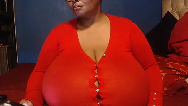 Snapshot of CUTEFIRMMELONSS chatting on February 2025 08:53:02 PM CUTEFIRMMELONSS online show from February 2025 08:53:02 PM