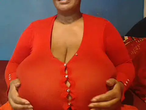 Snapshot of CUTEFIRMMELONSS chatting on March 2025 10:34:02 AM CUTEFIRMMELONSS online show from March 2025 10:34:02 AM