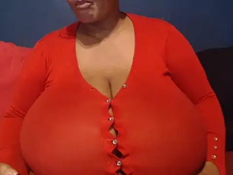 Snapshot of CUTEFIRMMELONSS chatting on February 2025 04:24:01 AM CUTEFIRMMELONSS online show from February 2025 04:24:01 AM