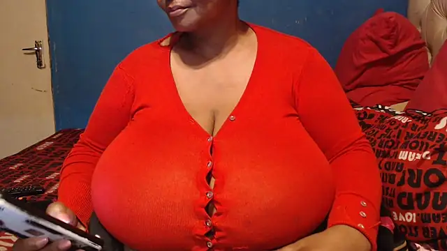 CUTEFIRMMELONSS online show from November 2025 07:18:02 PM