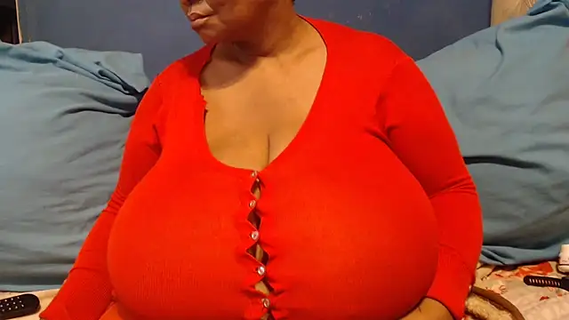 CUTEFIRMMELONSS online show from February 2026 05:08:01 AM