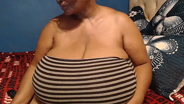 CUTEFIRMMELONSS online show from March 2026 08:48:01 PM