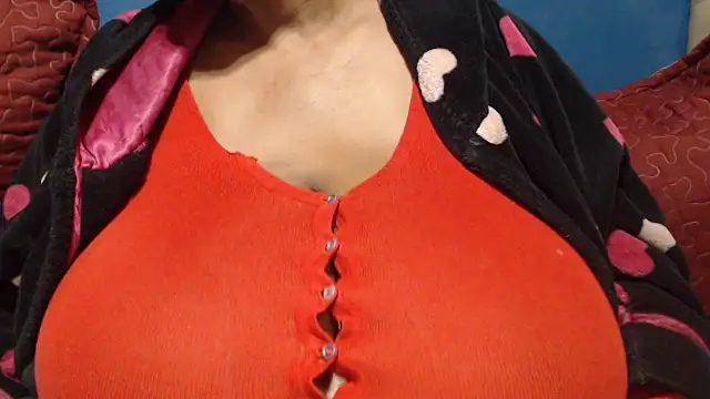 CUTEFIRMMELONSS online show from May 2026 09:21:02 AM