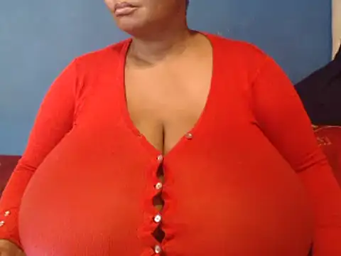 Snapshot of CUTEFIRMMELONSS chatting on February 2025 12:27:01 PM CUTEFIRMMELONSS online show from February 2025 12:27:01 PM
