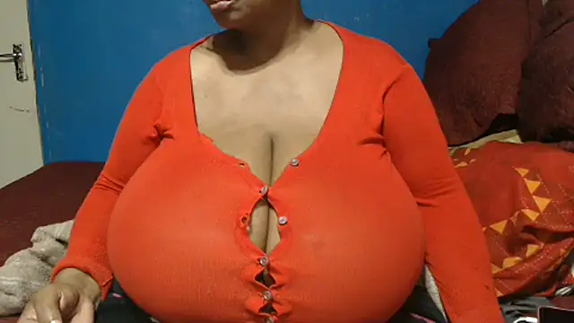 CUTEFIRMMELONSS online show from June 2026 07:30:02 PM