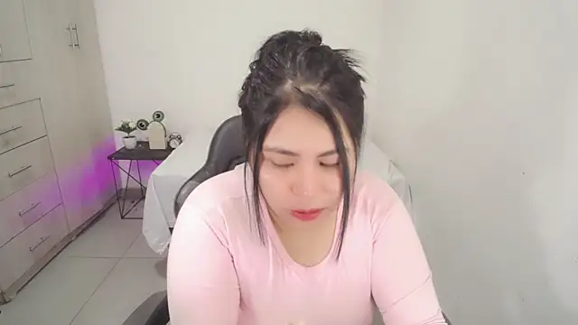 Youlittlepervertt  online show from February 2026 02:40:02 AM