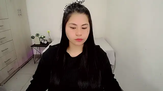 Youlittlepervertt  online show from February 2026 11:00:02 PM