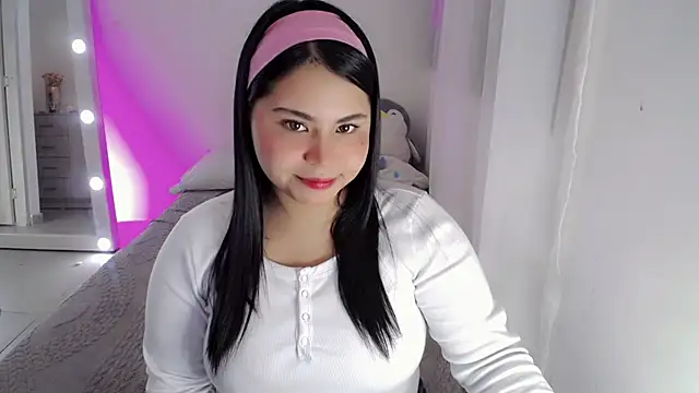 Youlittlepervertt  online show from June 2026 12:31:01 AM