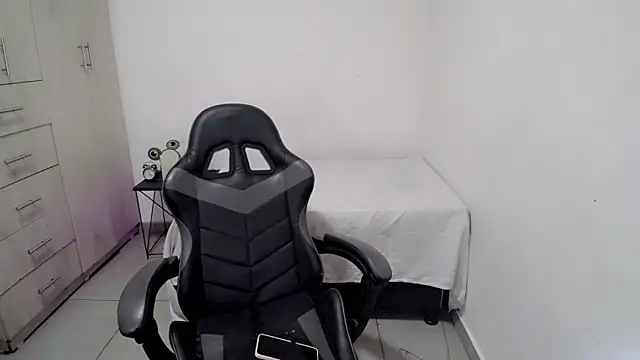 Youlittlepervertt  online show from February 2026 11:26:01 PM