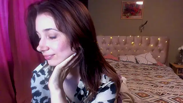 Carina E online show from February 2026 08:56:02 AM