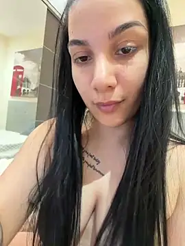 Snapshot of Samira30 chatting on May 2026 03:06:02 PM Samira30 online show from May 2026 03:06:02 PM
