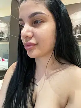 Samira30 online show from April 2026 09:32:01 PM