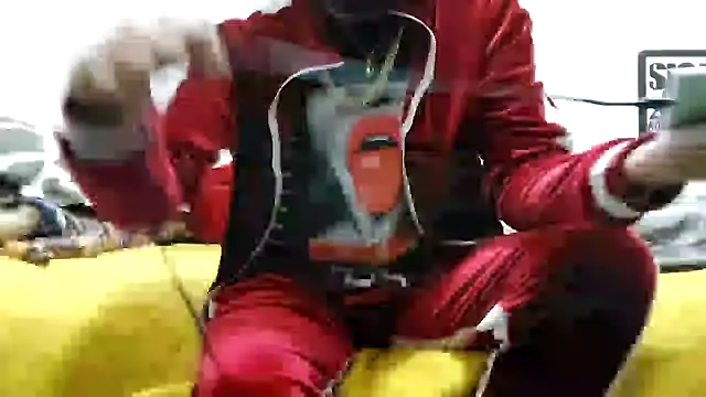 Snapshot of DAdrizzleman4187 chatting on December 2024 02:12:01 PM DAdrizzleman4187 online show from December 2024 02:12:01 PM