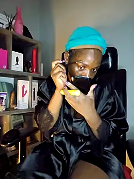 Shaniko89 online show from January 2026 04:05:01 AM